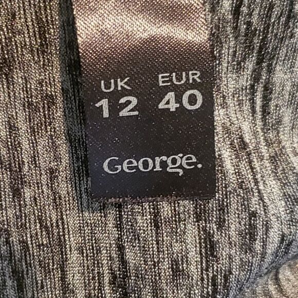 3for$20 George (UK 12) Cardigan - Picture 5 of 5